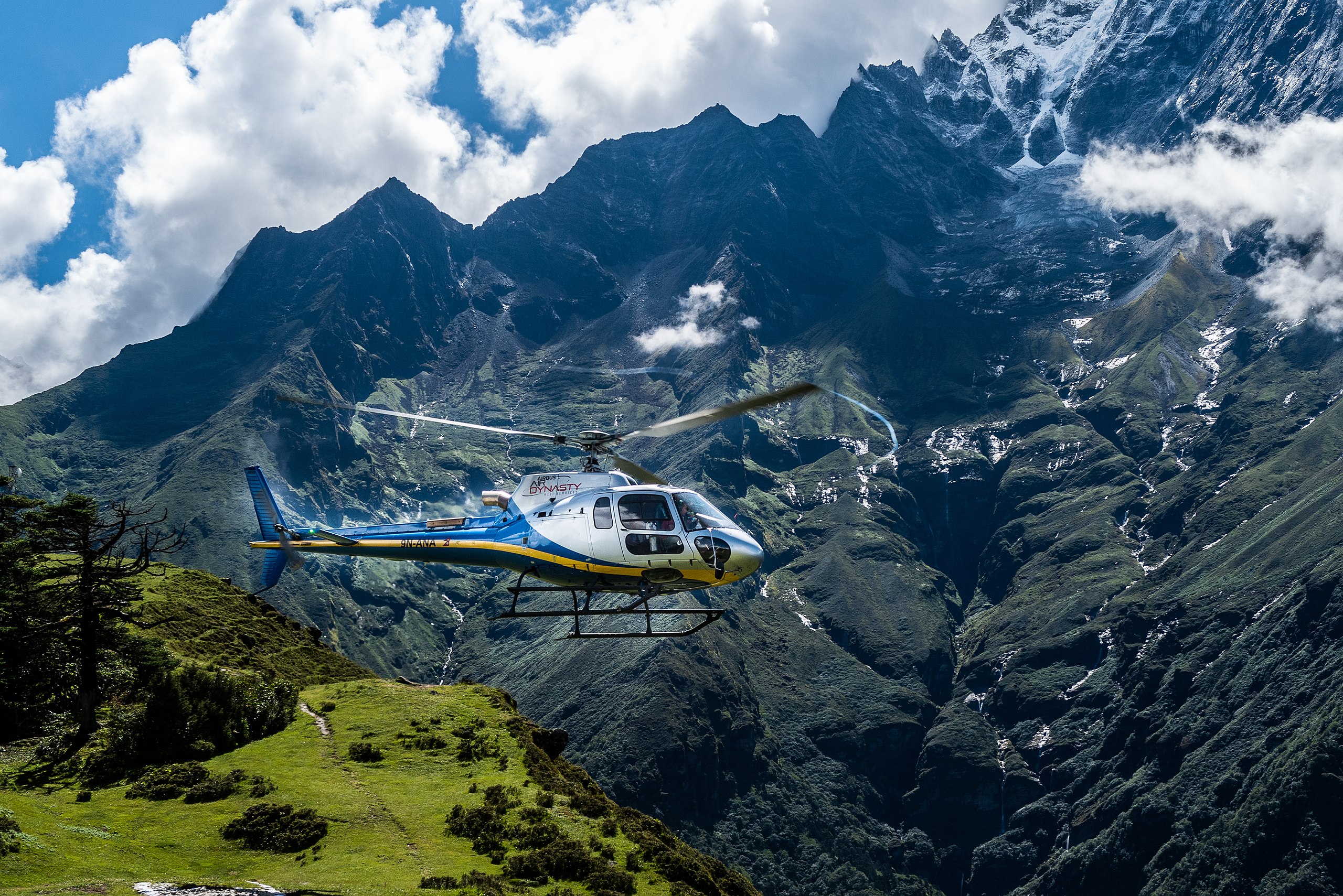 Upper Mustang Helicopter Tour
