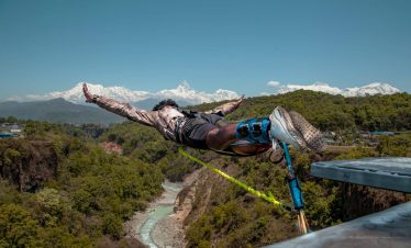 Bungee Jump at Ratopahiro